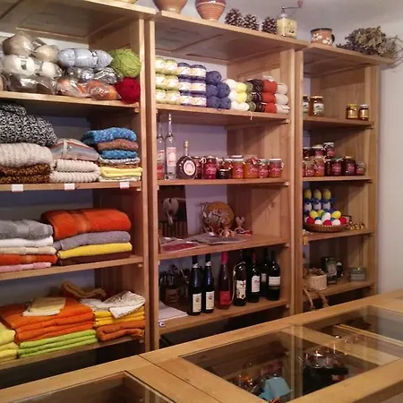 مزرعة للإقامة Podripska Farma