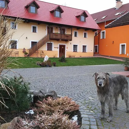 Podřipská Farma