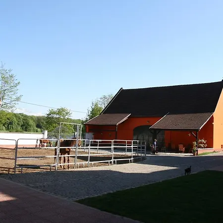 Podripska Farma Farmház Roudnice nad Labem